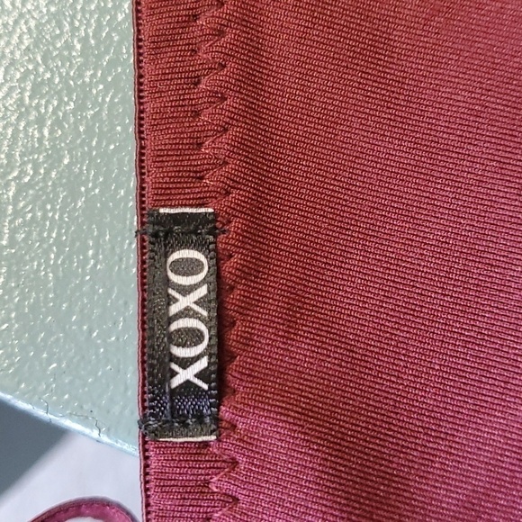 Burgundy XOXO LACE BRA. Size 36B. Wire with padding. Very good used condition. - Picture 7 of 11